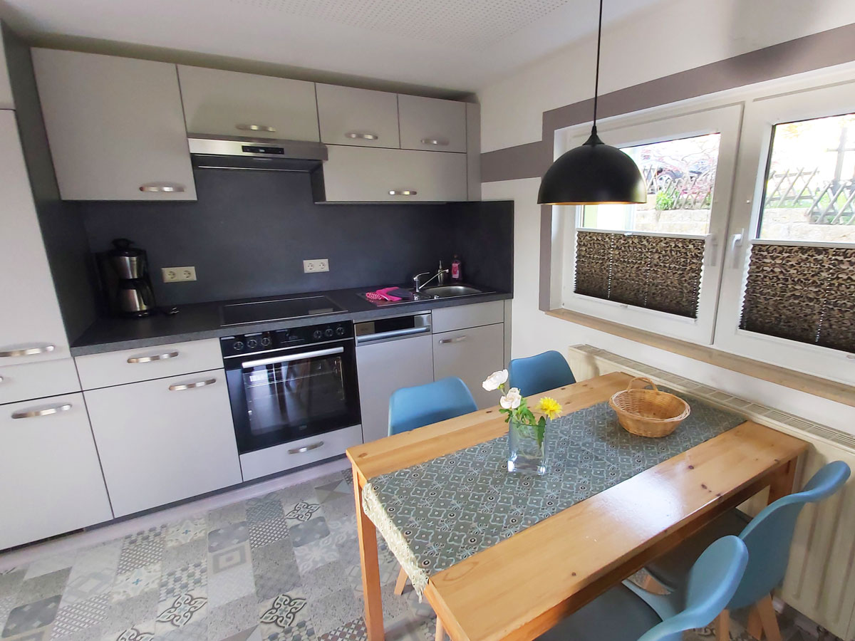 Ferienhaus Schrammsteinblick - Ferienwohnung1 - Küche mit Essecke